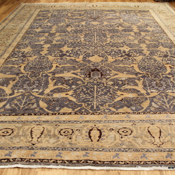 Ushak Rug