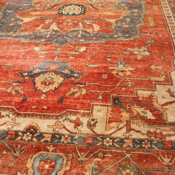 Heriz - Antique Rug