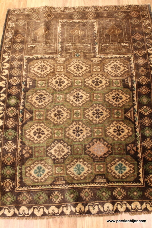Style: Prayer rug.